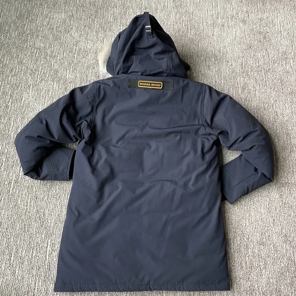 Men’s Canada Goose Langford Down Parka, size Large - Picture 4 of 8